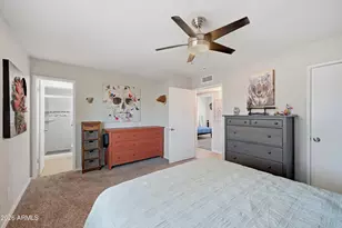 2566 E Villa Rita Dr, Phoenix, AZ 85032 - Photo 12