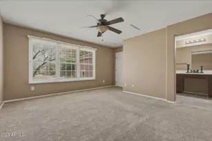 2246 E Fraktur Rd, Phoenix, AZ 85040 - Photo 16