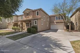2246 E Fraktur Rd, Phoenix, AZ 85040 - Photo 2