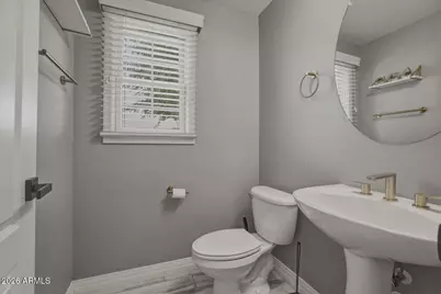 2246 E Fraktur Road, Phoenix, AZ 85040 - Photo 12