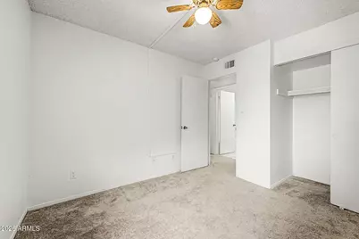 827 S Hacienda Drive, Tempe, AZ 85281 - Photo 8