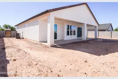 11000 W Cove Drive, Arizona City, AZ 85123 - Photo 30