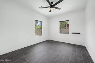 2312 E Curnow Dr, Phoenix, AZ 85016 - Photo 18