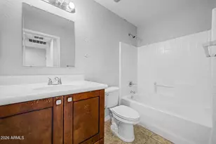 423 W Alicia Dr, Phoenix, AZ 85041 - Photo 16
