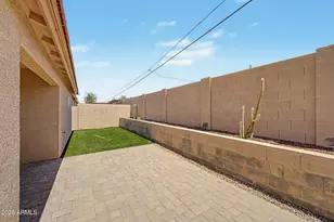 423 W Alicia Dr, Phoenix, AZ 85041 - Photo 18