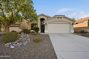2928 E Shady Spring Trail, Phoenix, AZ 85024 - Photo 2