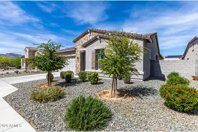 18926 W Solano Drive, Litchfield Park, AZ 85340 - Photo 4