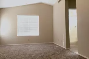 7427 W Crest Ln, Glendale, AZ 85310 - Photo 12
