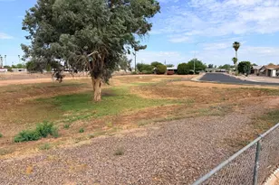 358 S Alvaro Cir, Mesa, AZ 85206 - Photo 24