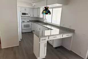 358 S Alvaro Cir, Mesa, AZ 85206 - Photo 6