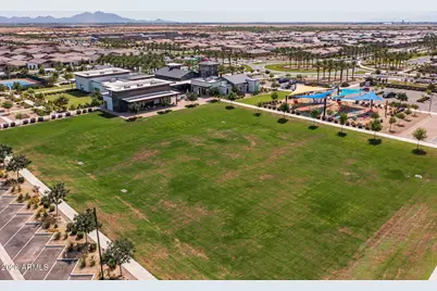 10209 E Thistle Avenue, Mesa, AZ 85212 - Photo 32