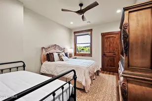 405 E Foxboro Rd, Munds Park, AZ 86017 - Photo 24