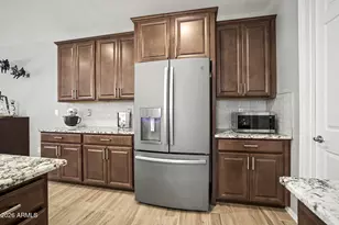 17330 W Oberlin Way, Surprise, AZ 85387 - Photo 16
