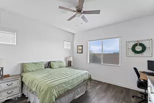 18884 W Shaw Butte Dr, Surprise, AZ 85388 - Photo 20