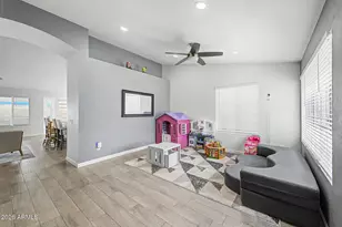 3113 W Rose Garden Ln, Phoenix, AZ 85027 - Photo 8