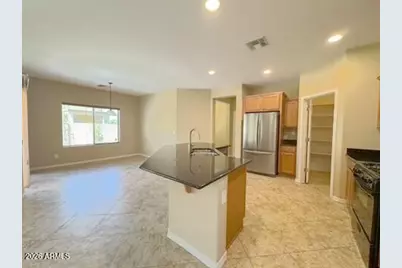 2526 W Desert Vista Trail, Phoenix, AZ 85085 - Photo 4