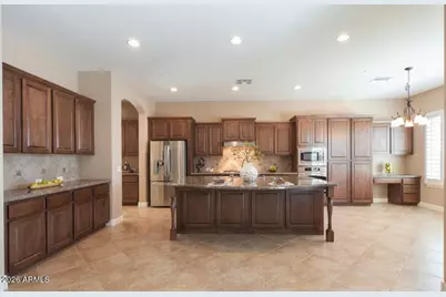 31498 N 129th Drive, Peoria, AZ 85383 - Photo 4
