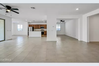 23410 W Florence Avenue, Buckeye, AZ 85326 - Photo 4