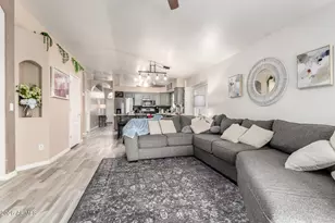 20038 N 38th Ln, Glendale, AZ 85308 - Photo 6