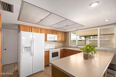 4145 W Hayward Avenue, Phoenix, AZ 85051 - Photo 8