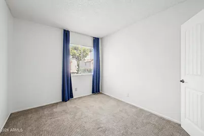 1212 E Lawrence Lane, Phoenix, AZ 85020 - Photo 12