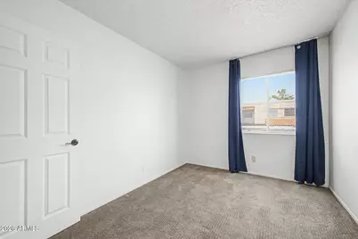 1212 E Lawrence Lane, Phoenix, AZ 85020 - Photo 14