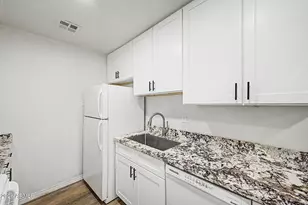 5525 E Thomas Rd, Phoenix, AZ 85018 - Photo 12