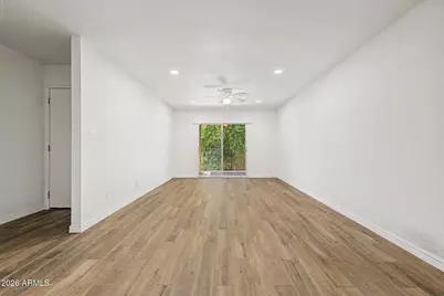 5525 E Thomas Road #M23, Phoenix, AZ 85018 - Photo 4