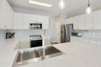 7909 E Broadway Road #23, Mesa, AZ 85208 - Photo 8