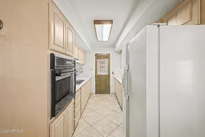 7613 N 39th Avenue, Phoenix, AZ 85051 - Photo 16