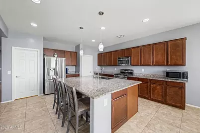 10215 N 185th Lane, Waddell, AZ 85355 - Photo 20