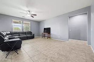 10215 N 185th Ln, Waddell, AZ 85355 - Photo 10