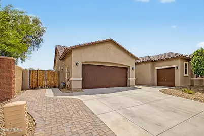 10215 N 185th Lane, Waddell, AZ 85355 - Photo 2