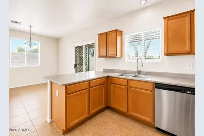 22009 N 29th Drive, Phoenix, AZ 85027 - Photo 4