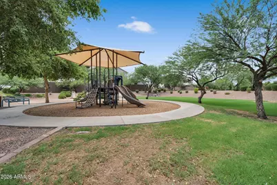 992 E Parkview Drive, Gilbert, AZ 85295 - Photo 64