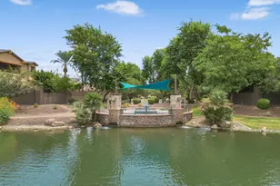 992 E Parkview Dr, Gilbert, AZ 85295 - Photo 56