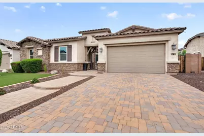 992 E Parkview Drive, Gilbert, AZ 85295 - Photo 10