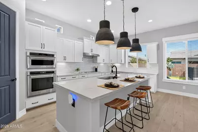 992 E Parkview Drive, Gilbert, AZ 85295 - Photo 18
