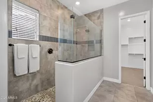 992 E Parkview Dr, Gilbert, AZ 85295 - Photo 6