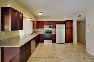4136 N 81st Ave, Phoenix, AZ 85033 - Photo 4