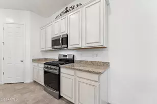 23752 N 168th Ln, Surprise, AZ 85387 - Photo 18
