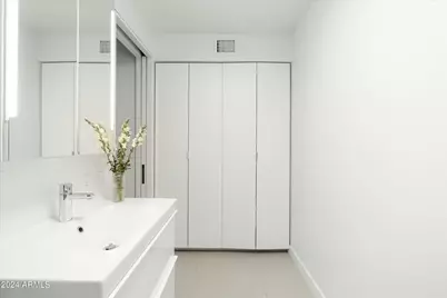 1717 N 1st Avenue #Unit 215, Phoenix, AZ 85003 - Photo 20