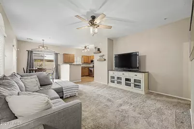 2725 E Mine Creek Road #1028, Phoenix, AZ 85024 - Photo 4