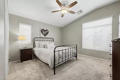 2725 E Mine Creek Road #1028, Phoenix, AZ 85024 - Photo 12