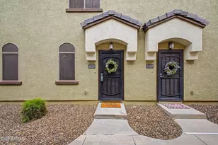 2725 E Mine Creek Rd, Phoenix, AZ 85024 - Photo 2