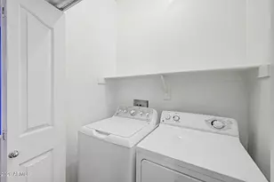 2725 E Mine Creek Rd, Phoenix, AZ 85024 - Photo 20