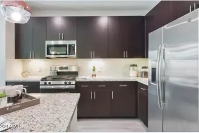 3601 N Central Avenue #A2, Phoenix, AZ 85012 - Photo 2