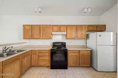 32 N Eaton Place, Chandler, AZ 85226 - Photo 4