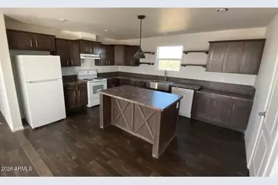 9769 S Thornton Road, Casa Grande, AZ 85193 - Photo 2