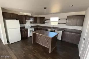 9769 S Thornton Rd, Casa Grande, AZ 85193 - Photo 2